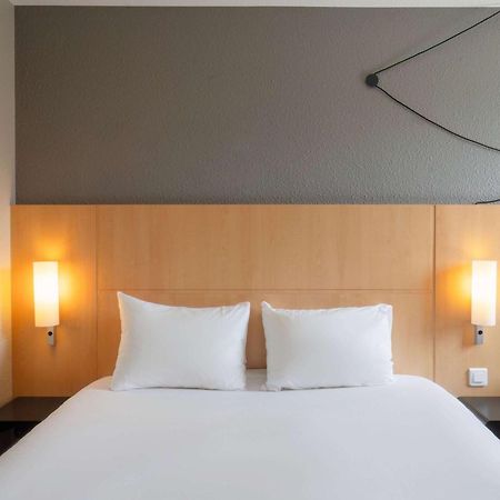 Ibis Cergy Pontoise Le Port Cergy-Pontoise Exterior foto